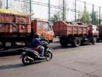 4 Hal yang Harus Diperhatikan Pengemudi Sebelum Menyalip Truk atau Bus