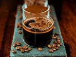Atasi Sakit Kepala dengan Minum Kopi? Ketahui Fakta Baik dan Buruknya