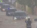 Ini Spesifikasi dan Harga Mobil Dinas Jokowi yang Viral Terjang Banjir di Kalimantan Selatan Setinggi 1 Meter