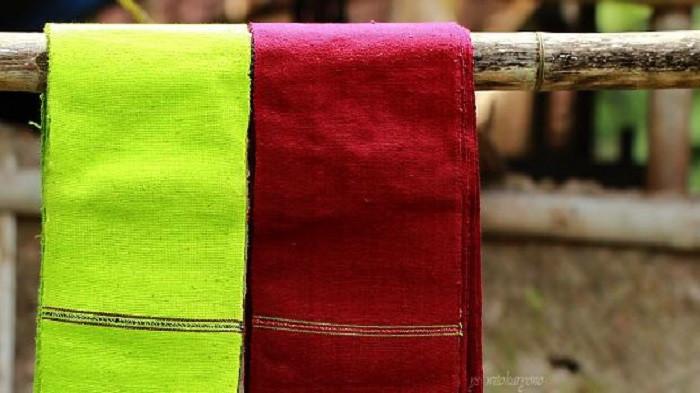 Raih Omzet Puluhan Juta, Warga Magetan Masih Produksi Kerajinan Kain Stagen yang Jadi Warisan Masa Lalu