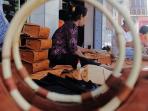 Kenalan dengan Desa Manding Sebagai Sentra Kerajinan Kulit Terbesar di Yogyakarta 
