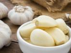 Ini 7 Khasiat Luar Biasa Makan Bawang Putih Mentah Untuk Kesehatan, Salah Satunya Menurunkan Kolesterol