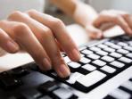 Jangan Panik, Begini 4 Tips Mengurangi Rasa Sakit pada Jari Tangan Akibat Kelamaan Mengetik