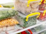7 Makanan Ini Dilarang Disimpan dalam Wadah Plastik, Ketahui Bahayanya