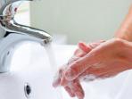 Bolehkah Mencuci Tangan dengan Sabun Cuci Piring? Simak Penjelasannya Yuk 
