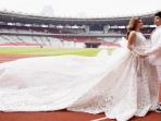 Pakai Baju Serba Putih, Begini Penampilan Aurel dan Atta Halilintar Lakukan Prewedding di GBK