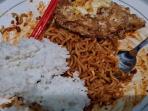 Ini Bahaya Sahur Makan Mie Instan Campur Nasi dan Telor, Ini Kata Ahli