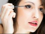 Rekomendasi Maskara Waterproof Harga Murah Meriah Cocok untuk Makeup Lebaran Nanti
