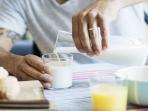 Jangan Makan Ayam dan Minum Susu Secara Bersamaan, Ini Bahayanya Bagi Kesehatan