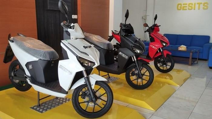 Cicilan Mulai 600 Ribuan, Cek Skema Kredit Motor Listrik Gesits Dengan ...