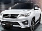 Cek Skema Kredit Toyota Fortuner 2.8 Varian VRZ dan GR Sport Per Januari 2022