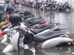 Wajib Lakukan 5 Perawatan Ini Jika Skutik Terendam Banjir