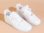 Cara Mudah Merawat Sepatu Putih Agar Terlihat Seperti Baru Terus