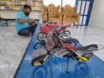 Kerennya Kerajinan Miniatur Motor Vixion Berbahan Kawat Bendrat