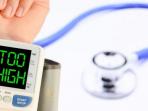 Begini Tips Ampuh Mengendalikan Tekanan Darah Tinggi Saat Sedang Puasa