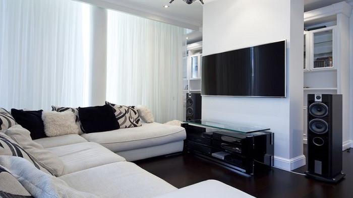 Tips Mengatur Posisi Sofa dan Televisi yang Ideal di Rumah