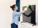 4 Tips Membersihkan Layar TV dengan Benar, Hindari Beberapa Kesalahan ini
