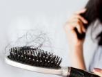 Cara Mengatasi Rambut Rontok Pakai Bahan Alami 