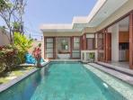 Ditawarkan Rumah Semi Vila 2 Lantai Full Furnished di Wilayah Bali Hanya Rp 1 Miliaran