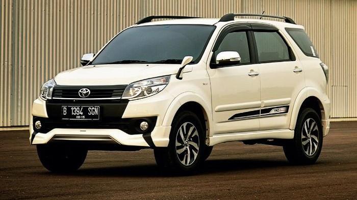 Cek Harga Mobil Bekas Toyota Rush Tahun 2008-2011, Kini Semakin Murah