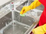 Bersihkan Wastafel Stainlees Steel dengan Tepung, Lebih Mudah atau Ribet?