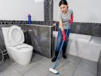 Kamar Mandi Penuh Kerak dan Noda? Tenang Saja, Atasi dengan Tips Ini