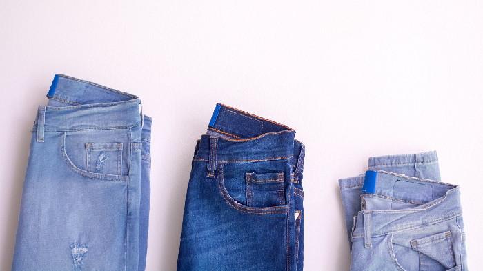 Cara Menghilangkan Noda Minyak di Celana Jeans