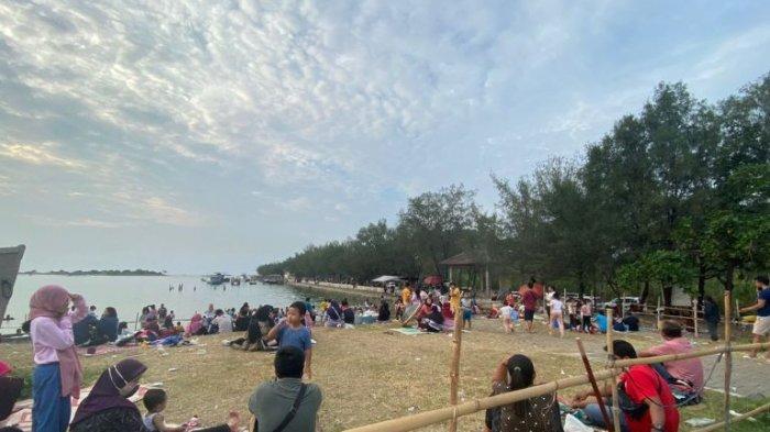 Gambar Pantai Marina (TribunJateng.com) 