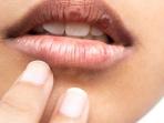 Buat Kamu Kembali Percaya Diri, Begini Cara Memutihkan Bibir Hitam dengan Mudah 