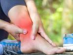 Ternyata Mudah Loh, Begini Cara Mengatasi Kaki Terkilir Saat Olahraga 