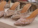 Rekomendasi Sepatu Custom Cantik untuk Pesta, Tampil Elegan dan Mewah