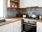 5 Tips Memilih Kompor yang Cocok untuk Desain Dapur Minimalis