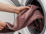 Gunakan 3 Bahan Dapur Ini, Simak Cara Menghilangkan Jamur di Handuk 