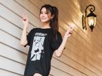 Punya Baju yang Kebesaran? Simak Tips Mengatasinya Tanpa Harus Dikecilkan ke Penjahit