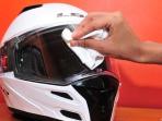 Cukup Mudah, Simak Cara Mencuci Helm Sendiri di Rumah