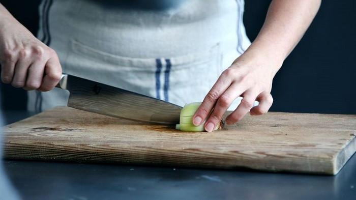 6 Cara Alami Hilangkan Karat pada Gunting dan Pisau Dapur, Dijamin Bersih dan Kinclong