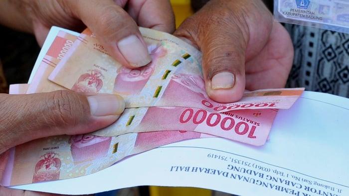 Simak Cara Cek Penerima Bansos PKH yang Cair Agustus 2023 Lewat HP 