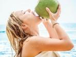 Wajib Tahu, Orang dengan Kondisi Ini Tidak Dianjurkan Minum Kelapa Muda