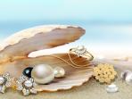 Jangan Terkecoh dengan Harga Murah, Ini Cara Mudah Bedakan Mutiara Asli dan Palsu