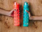 Simak Cara Menghilangkan Rasa Sabun pada Botol Minum
