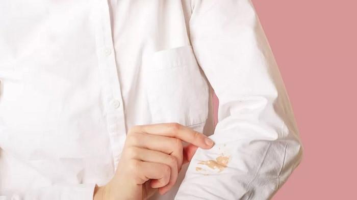 5 Cara Ampuh untuk Hilangkan Noda Makeup di Pakaian, Lakukan dengan Cepat dan Tepat
