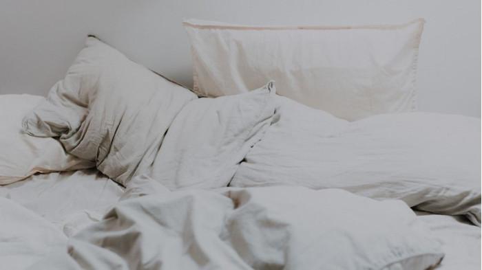 Bentuk bantal tidak bagus. (Unsplash)