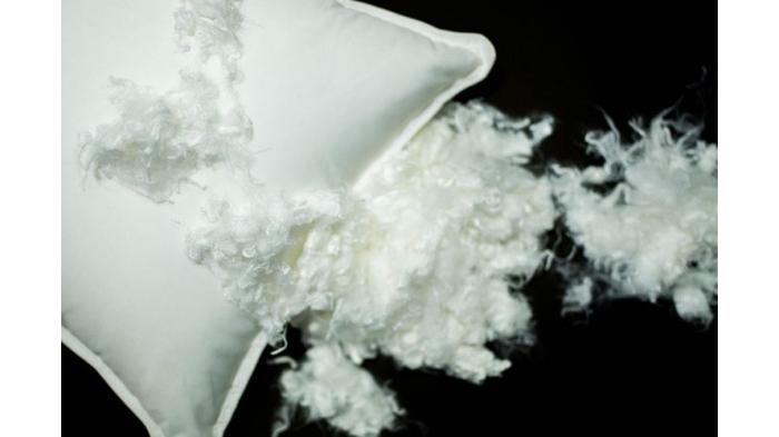 Ilustrasi bahan dalam bantal sudah masuk masa akhir pakai. (Shutterstock)