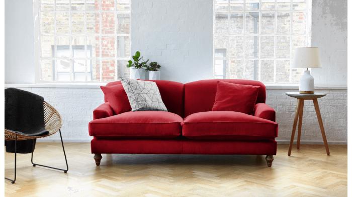 Ilustrasi sofa dengan warna yang cerah | Darlings of Chelsea