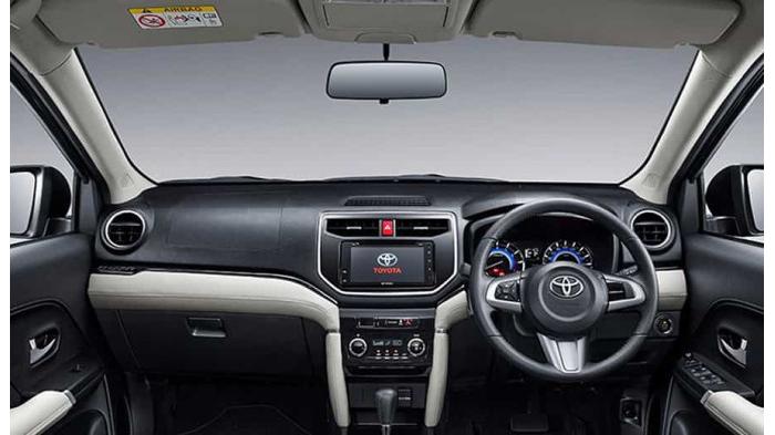 Kabin Interior dari Toyota Rush. (Toyota)