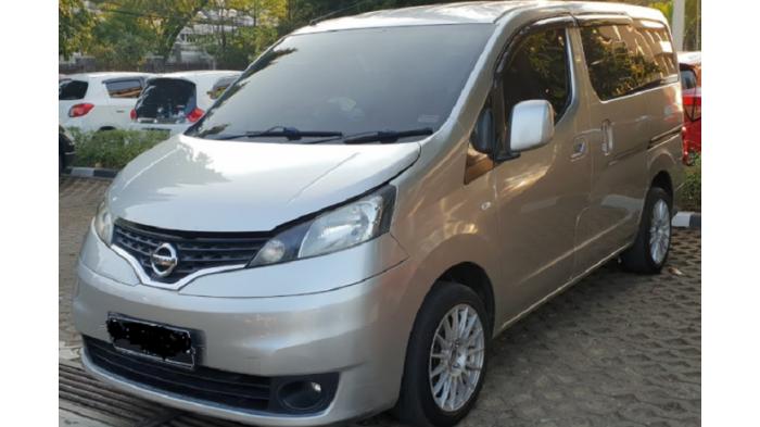 Nissan Evalia 2015 Bekas. (gridoto)