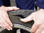 5 Penyebab Ban Motor Bisa Robek Tiba-tiba di Jalanan, Ketahui Juga Solusinya!