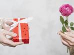 6 Rekomendasi Kado Valentine Murah dan Mudah Didapat, Cuma Rp 50 Ribuan