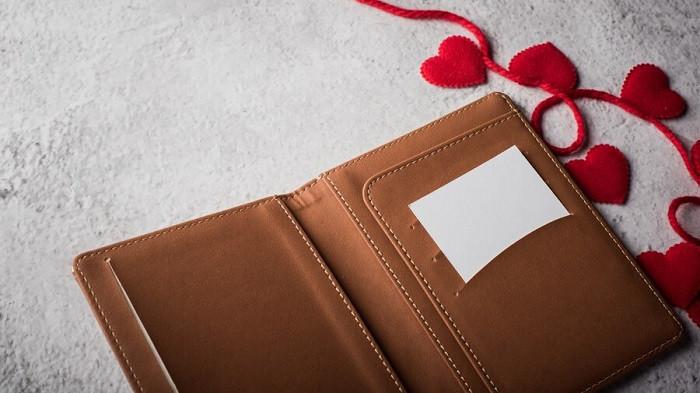 Ilustrasi kado valentin dompet yang cocok untuk cowok cuek | foto jcomp/freepik