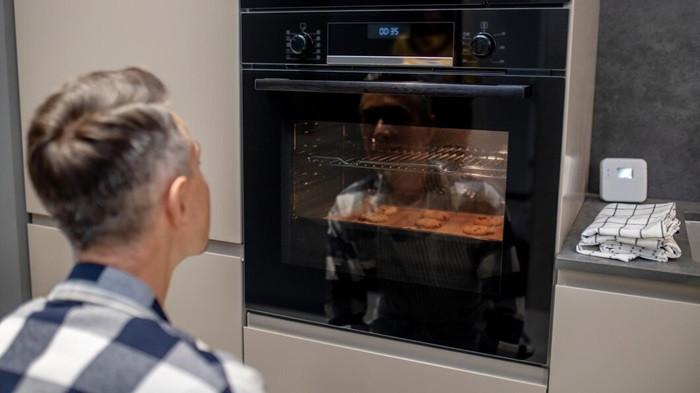 Ilustrasi sistem pemanas awal oven bermasalah | foto zinkevych/freepik